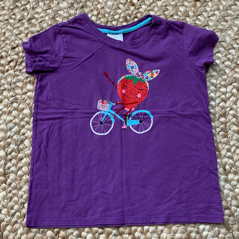 Hanna Andersson strawberry top size 150